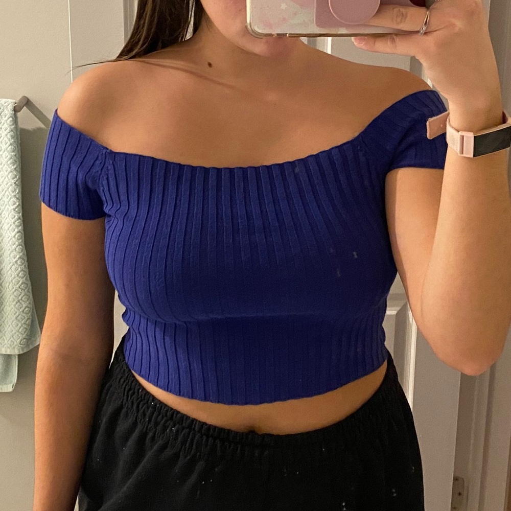 A’gaci Off The Shoulder Crop Top